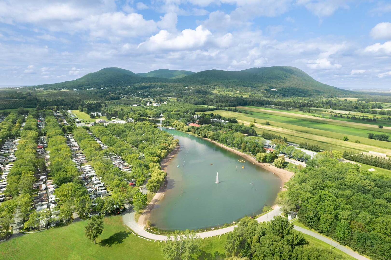 Camping Domaine International de Rouville