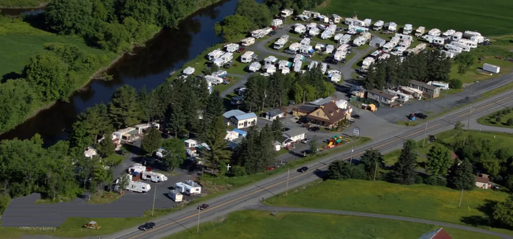 Camping Domaine De La Rivière