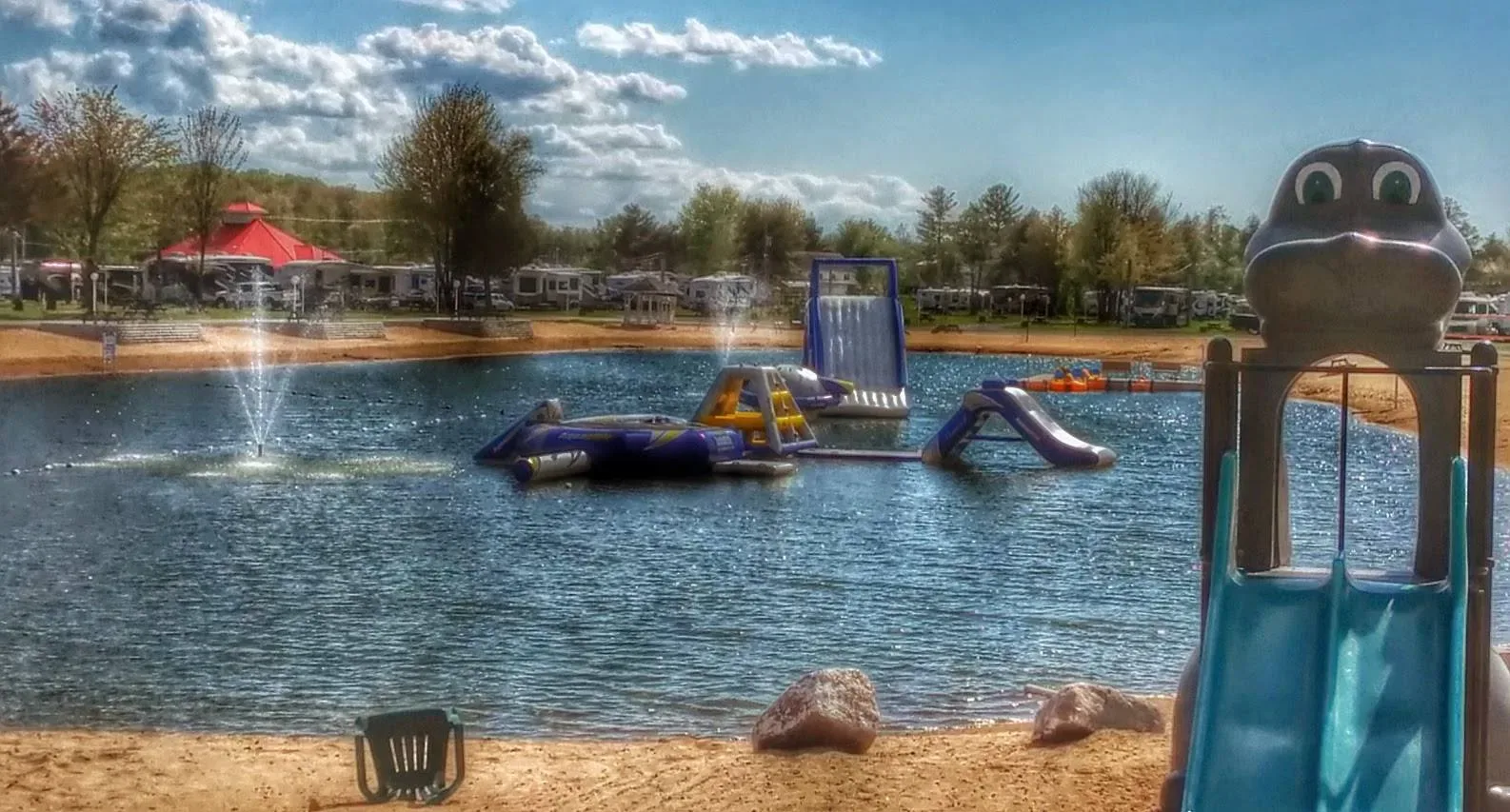 Camping Domaine Du Lac-Cristal