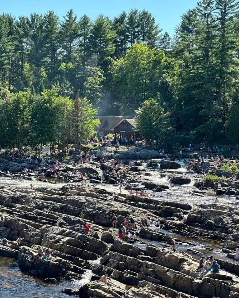 Camping Ô Cascades De Rawdon
